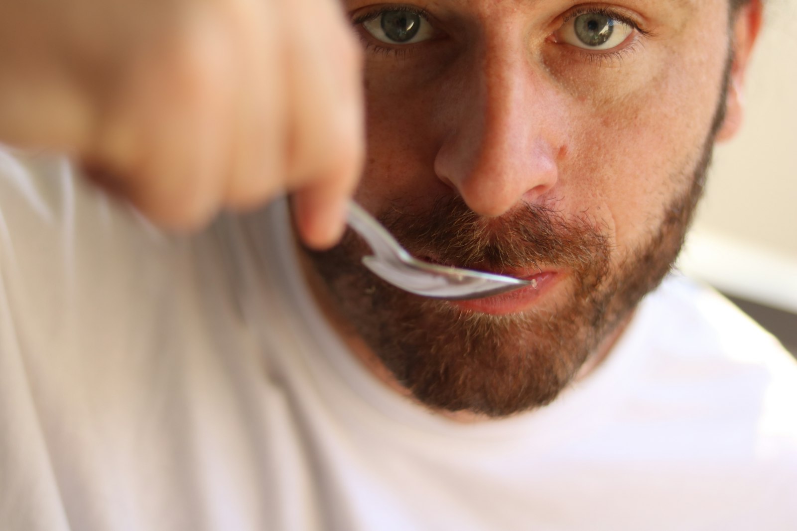 Daily brushing and flossing to prevent and control gum disease